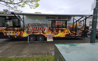 High-End BBQ Catering Business High-End BBQ Catering Business