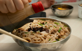 Easy-to-Run Restaurant in Busy Downtown Asian Area