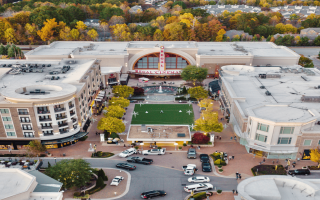 Alpharetta GA Restaurant & Bar at Avalon