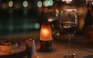 Established Wine Bar in High-Traffic Retail Row