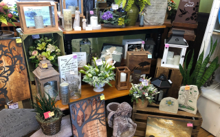 Floral/Gift Shop – Iconic Space – Est. Business Floral/Gift Shop – Iconic Space – Est. Business