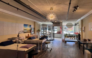 Eyelash Extensions Salon