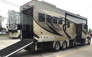 Custom Design Equine RV Motorcoach Builder in USA