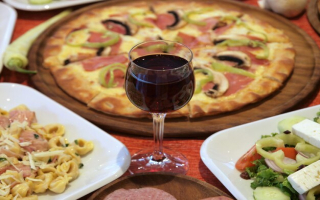 Turnkey Opportunity: Established Pizzeria Business