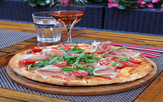 Turnkey Opportunity: Established Pizzeria Business