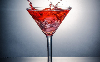 Upscale Cocktail Lounge & Restaurant w/Real Estate Upscale Cocktail Lounge & Restaurant w/Real Estate