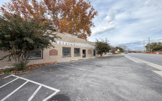 Restaurant for Sale or Lease! Owner Will Remodel to Suit! Restaurant for Sale or Lease! Owner Will Remodel to Suit!