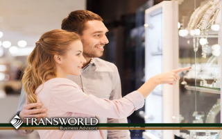 Stylish Jewelry Brand with Both In-Store Online