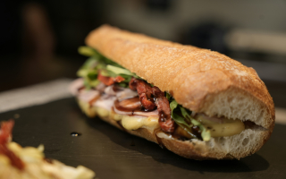 Profitable Franchise for Sale with Drive Thru and Profitable!