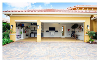 #1 Garage Franchise on the West Coast