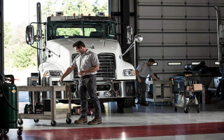 Com Vehicle & Heavy Equip HVAC Parts & Serv Est 98