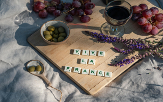 Charming French Bistro and Cafe for Sale! Charming French Bistro and Cafe for Sale!