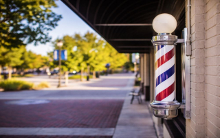 50  Yr Barber Shop in Prime PHX Location