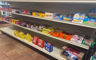 MARSHFIELD BEACH AREA CONVENIENCE STORE BEER/WINE