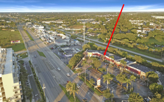 La Parilla Latina Colombian Restaurant & Market