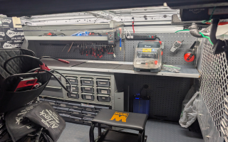 Hybrid Locksmith Service mobile and store front