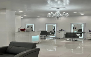 Sophisticated NYC Salon for Sale – Multi-Service