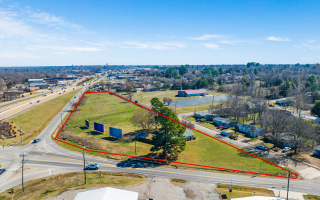 Commercial Property Lot for Franchise