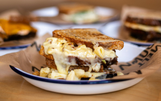 Jacksonville Restaurant for Sale, 1,200 SF, Equipped, $1,650 Rent