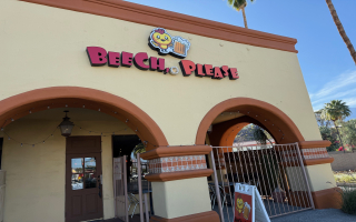 Korean Fried Chicken Restaurant in the Valley