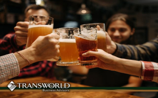 High‑Rated Bar with Local Craft Beers & Live Enter