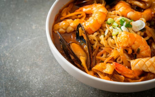 Conveniently Located Asian Dining