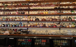 PLYMOUTH area_BAR with VERY limited menu