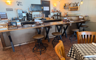 Sharon area Breakfast and Lunch Landmark