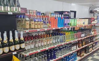 Liquor & C-Store with Property in Harrisburg, IL