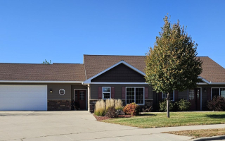 Newer 5-Bedroom Assisted Living Home for Lease 