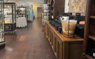 Turnkey Opportunity: Profitable Specialty Boutique