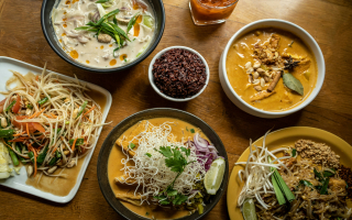 $100K SDE Orlando Thai Restaurant for Sale! 45K Cars Daily!