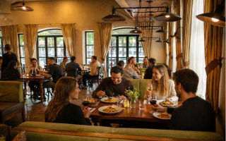Pierce County Full-Service Bar & Restaurant 