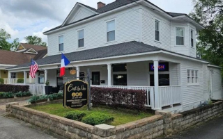 Canton GA Restaurand for Sale with Hood, Bar and Patio!!