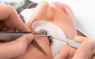Growing Luxury Beauty Studio in High Traffic Area