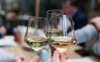 Turnkey Orlando Wine Bar! Below Market Rent & Stunning Build Out!