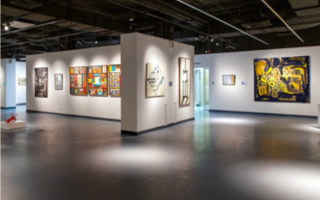 Well Established Art Gallery in Beautiful location