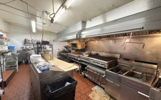 Bar & Grill Restaurant Opportunity in Brainerd