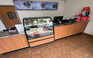 Established Edible Arrangements - High Traffic