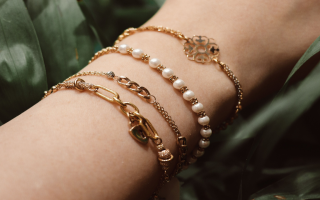 Jewelry & Accessories Subscription eCom Brand Jewelry & Accessories Subscription eCom Brand