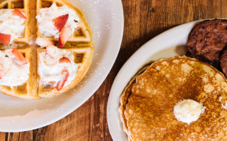 Profitable 26-Year Kissimmee, FL Cafe for Sale on Major Road!