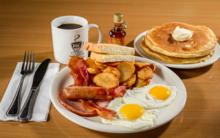 Florida Diner for Sale. 1,400 SF. $3,900 Rent. 50 Seats.