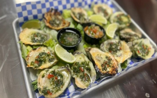 Houston Bar and Grill for Sale. 6,462 SF, Full Bar, Turnkey Houston Bar and Grill for Sale. 6,462 SF, Full Bar, Turnkey