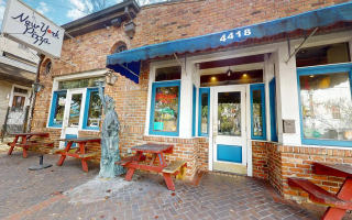 NY Pizza Restaurant With Real Estate New Orleans
