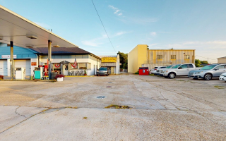 Charlie's Auto Repair & Gas Station, Harahan LA