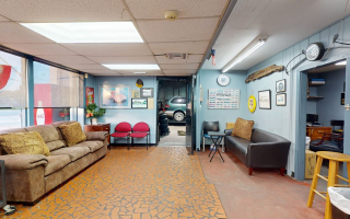 Charlie's Auto Repair & Gas Station, Harahan LA