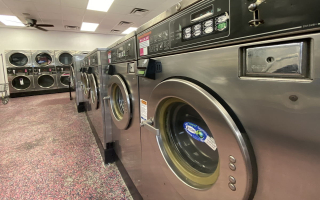 Laundromat for sale in Austin