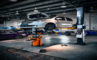 Auto repair - 4 bay, 4 lifts, 4000 sq ft Auto repair - 4 bay, 4 lifts, 4000 sq ft
