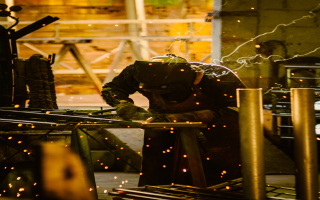 Metal Fabricating w/ Commercial Contracts