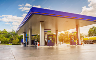 High-Visibility Gas Station/Multi-Tenant Option  